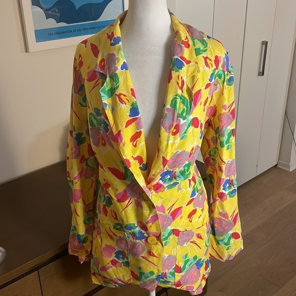 VINTAGE French 🇫🇷 Yellow Floral Loose Blazer - Picture 5 of 10